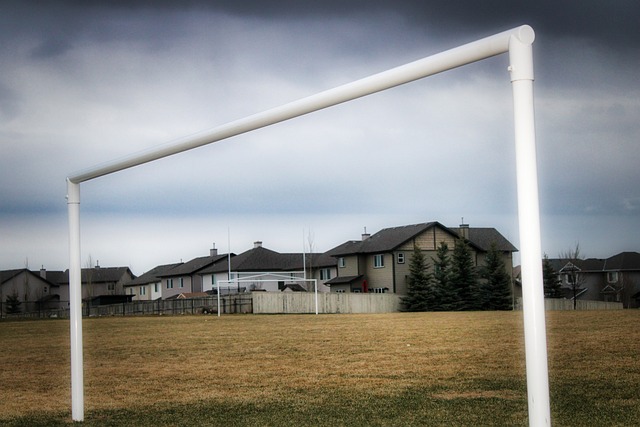 体讯：马赛主帅德泽尔比宣布科内将离队，并呼吁签人替代瓦希.